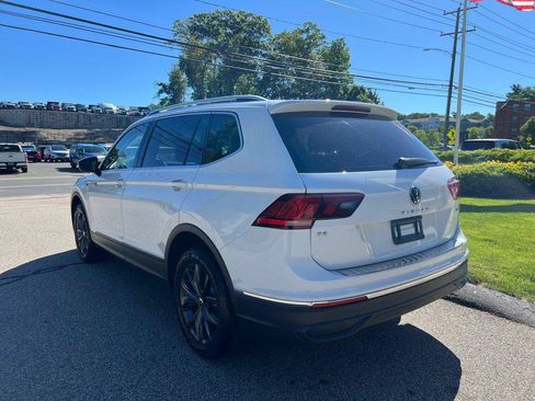 Certified 2022 Volkswagen Tiguan SE AWD/4WD image 4