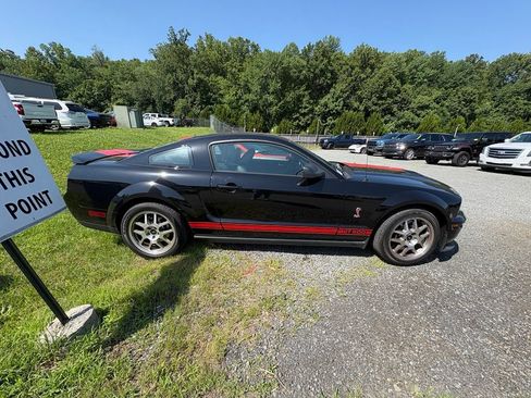 Used 2009 Ford Mustang Shelby GT500 RWD image 8