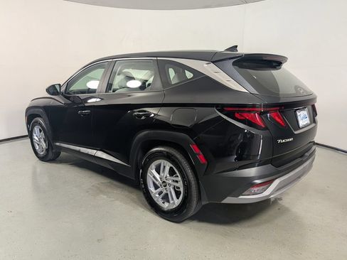 Certified 2026 Hyundai Tucson SE FWD image 6