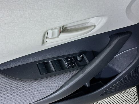 Used 2024 Toyota Corolla LE image 14