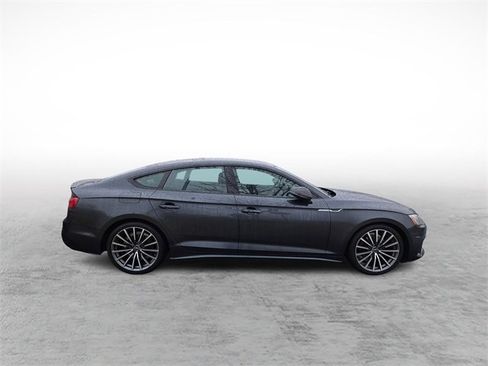 Used 2022 Audi A5 2.0T Premium Plus w/ Premium Plus image 4
