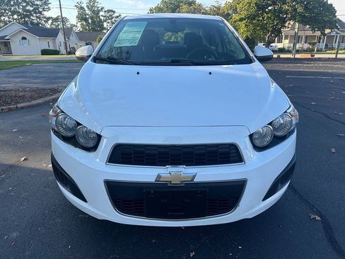 Used 2016 Chevrolet Sonic LT FWD image 3