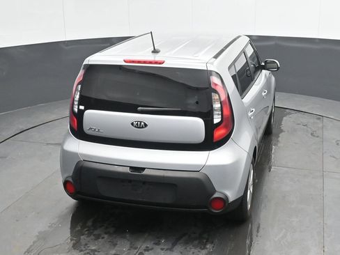 Used 2016 Kia Soul FWD image 16