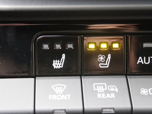 New 2026 Toyota Crown Platinum AWD/4WD image 5