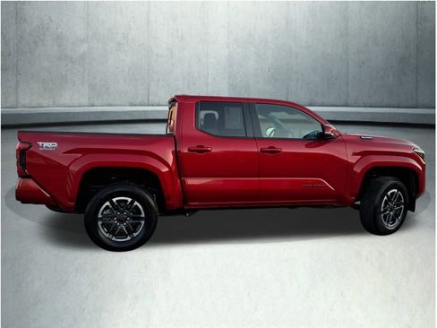 Used 2024 Toyota Tacoma TRD Sport image 26