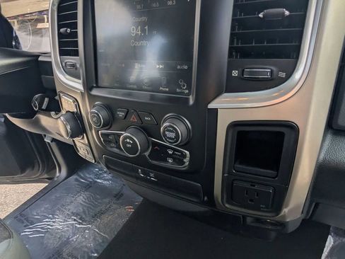 Used 2014 RAM 1500 Outdoorsman AWD/4WD image 12