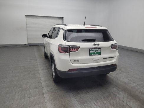Used 2018 Jeep Compass Sport w/ Tech Group FWD image 5