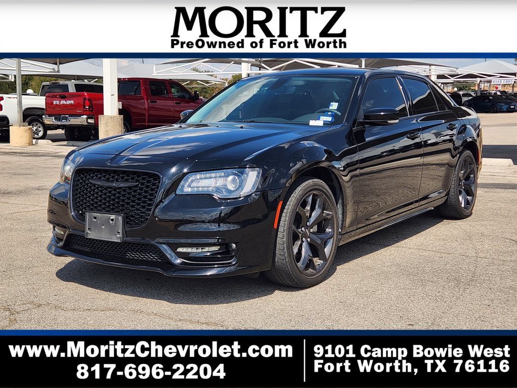 Used 2023 Chrysler 300 Touring L RWD image 1