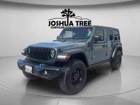Used 2024 Jeep Wrangler Unlimited AWD/4WD image 3