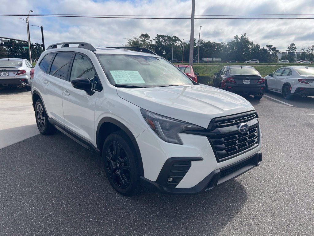 Used 2025 Subaru Ascent Onyx Edition AWD/4WD image 3