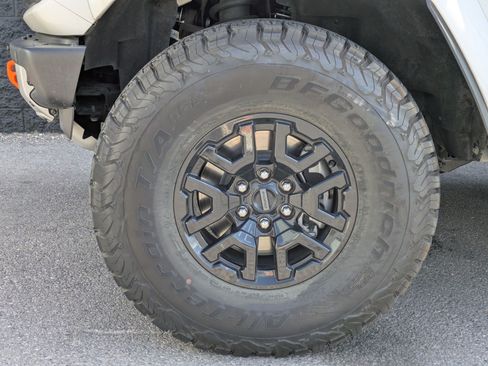 Used 2024 Ford Bronco Raptor AWD/4WD image 35