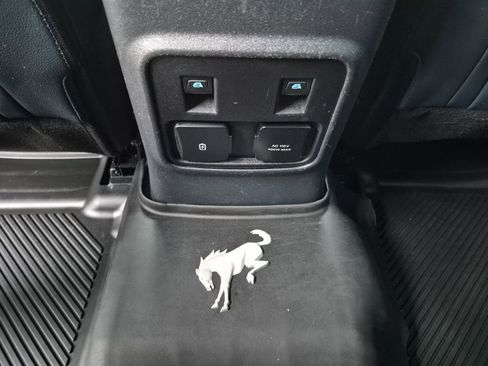 Used 2023 Ford Bronco Outer Banks AWD/4WD image 22