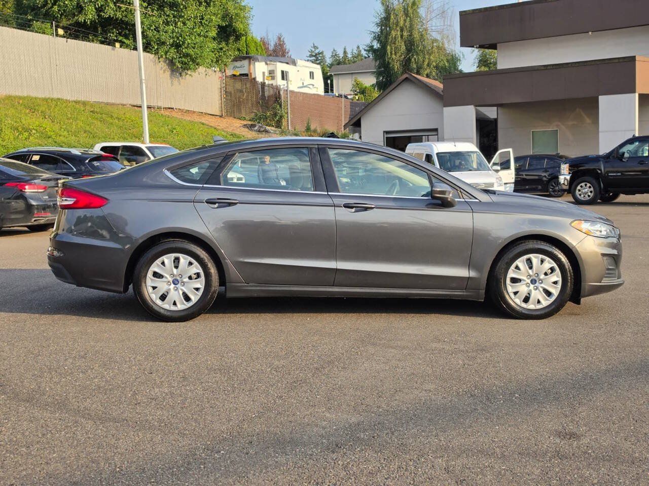 Used 2020 Ford Fusion S FWD image 6