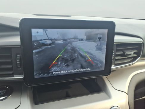 Certified 2023 Ford Explorer XLT w/ Equipment Group 202A image 18