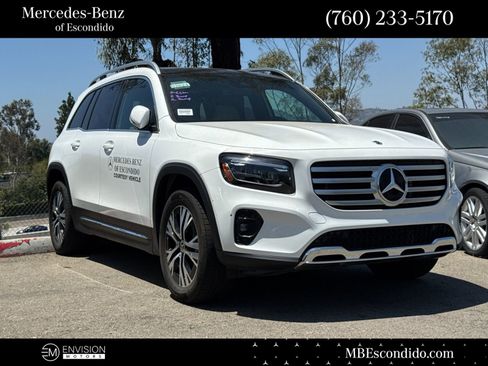 Certified 2026 Mercedes-Benz GLB 250 4MATIC image 1
