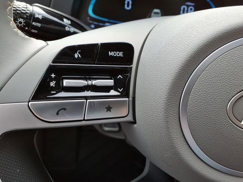 New 2026 Hyundai Elantra Sport FWD image 18