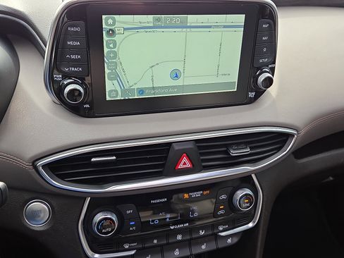 Used 2020 Hyundai Santa Fe Limited image 14