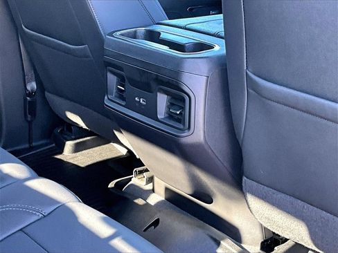 Certified 2022 Chevrolet Silverado 1500 LT Trail Boss w/ Convenience Package II image 18