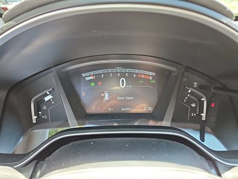 Used 2017 Honda CR-V Touring image 5