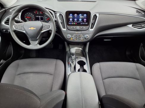 Used 2024 Chevrolet Malibu LT image 10
