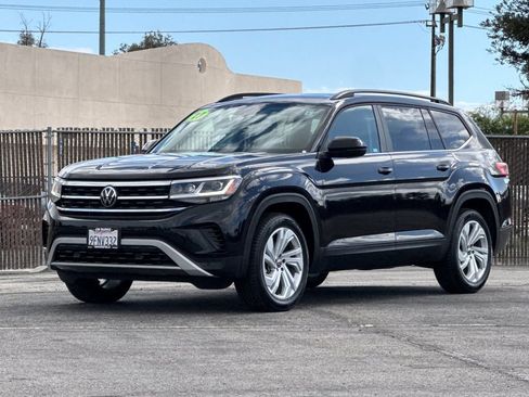 Used 2023 Volkswagen Atlas SE w/ Panoramic Sunroof Package FWD image 7