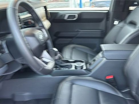 New 2025 Ford Bronco Badlands image 24