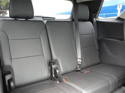 Used 2020 Chevrolet Traverse Premier w/ Redline Edition image 22