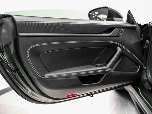 Used 2026 Porsche 911 GT3 RWD image 44