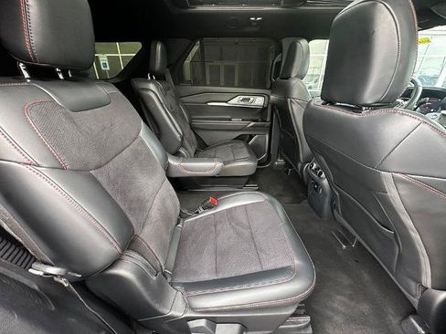 Certified 2025 Ford Explorer ST AWD/4WD image 26