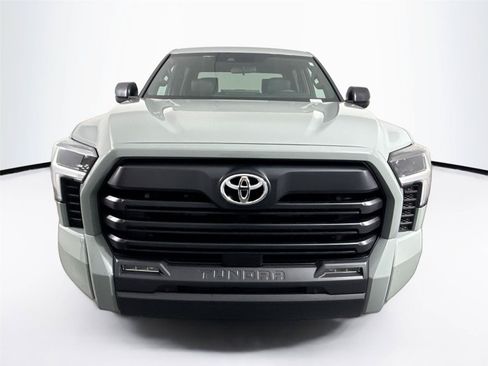Certified 2025 Toyota Tundra SR5 w/ SR5 Premium Package AWD/4WD image 9