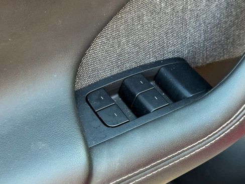 Used 2021 Tesla Model S Plaid AWD/4WD image 23
