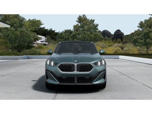 New 2026 BMW X2 xDrive28i w/ Convenience Package image 3