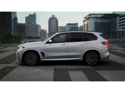 New 2026 BMW X5 sDrive40i w/ M Sport Package RWD image 4