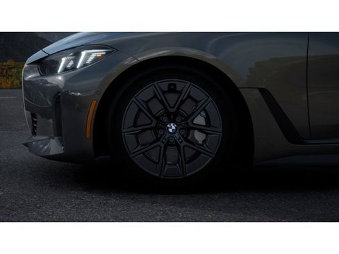 New 2026 BMW i4 eDrive40 image 7