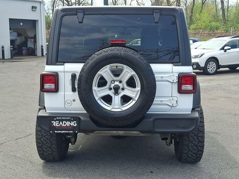 Used 2019 Jeep Wrangler Unlimited Sport S AWD/4WD image 6