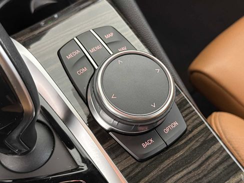 Used 2018 BMW 530i image 33