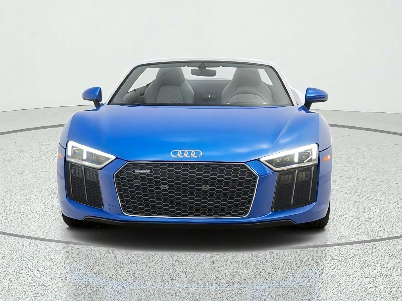 Used 2017 Audi R8 V10 AWD/4WD image 2