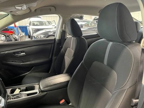 Used 2022 Nissan Sentra SV FWD image 23