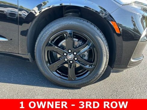 Used 2023 Buick Enclave Essence w/ Experience Buick Package FWD image 8