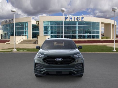 New 2024 Ford Edge SE w/ Black Appearance Package image 6