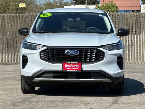 Certified 2025 Ford Escape Active FWD image 8