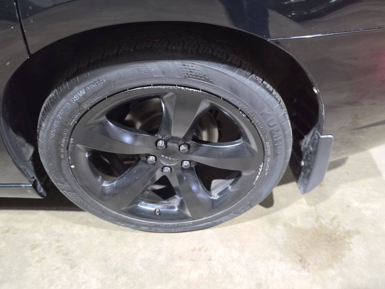 Used 2014 Dodge Charger SXT w/ Blacktop Package RWD image 20