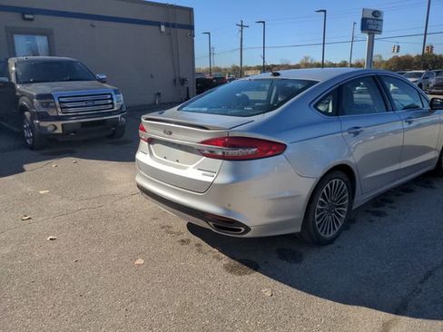 Used 2017 Ford Fusion Titanium image 4