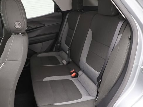 Used 2025 Chevrolet TrailBlazer LT image 11