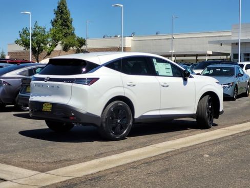 New 2026 Nissan Murano SV AWD/4WD image 5