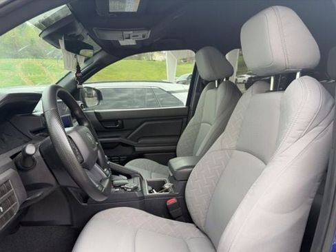 Used 2025 Toyota Tacoma SR5 image 16