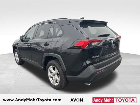 Used 2021 Toyota RAV4 XLE w/ Convenience Package image 6