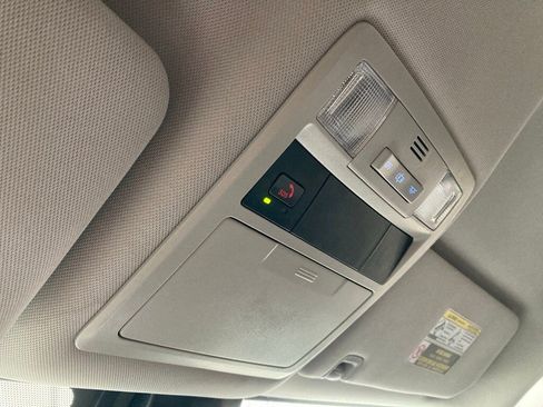 Used 2022 Toyota Tacoma SR5 image 28