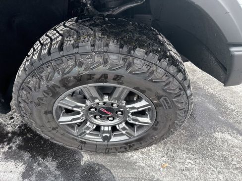 New 2026 GMC Sierra 1500 AT4X AWD/4WD image 21