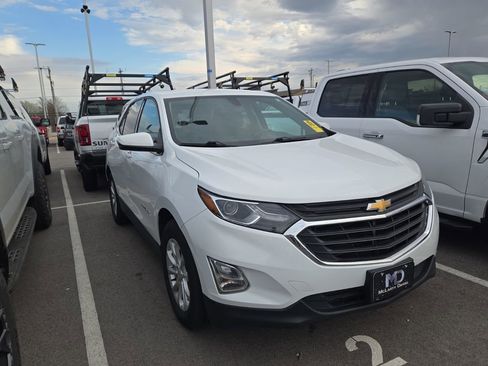 Used 2018 Chevrolet Equinox LT image 4